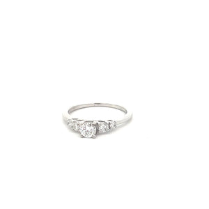 ANILLO EN ORO BLANCO CON DIAMANTES ANILLO EN ORO BLANCO CON DIAMANTES