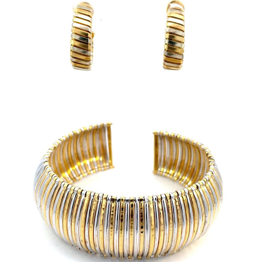 ARETES Y PULSERA EN ORO