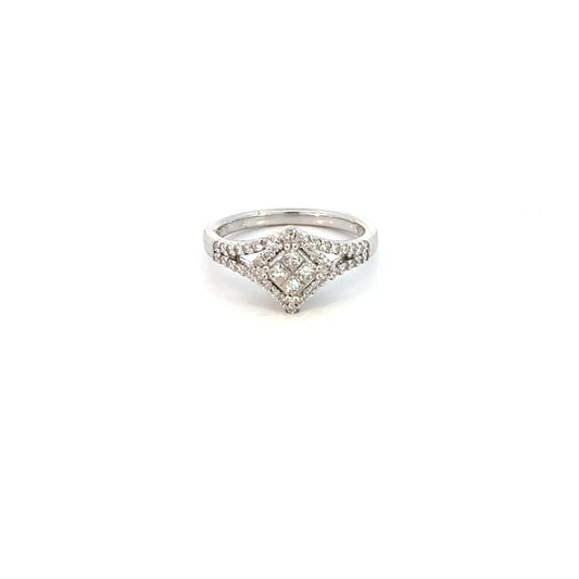 ANILLO EN ORO BLANCO CON DIAMANTES