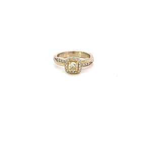 ANILLO EN ORO AMARILLO CON DIAMANTES ANILLO EN ORO AMARILLO CON DIAMANTES
