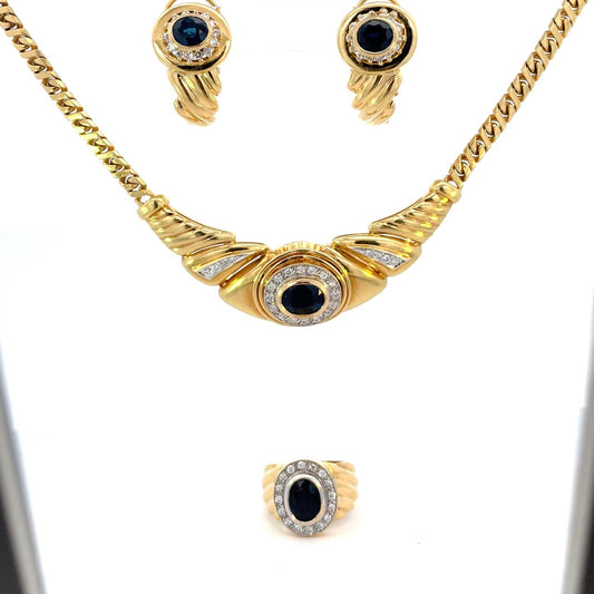 SET DE COLLAR , ARETES Y ANILLO CON BRILLANTES