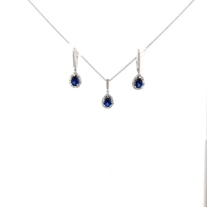 SET DE COLLAR Y ARETES CON BRILLANTES SET DE COLLAR Y ARETES CON BRILLANTES