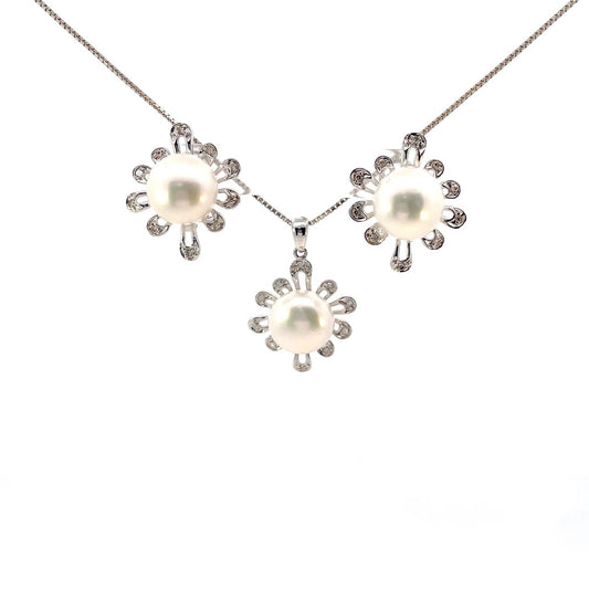 SET DE ARETES Y DIJE DE PERLAS Y DIAMANTES