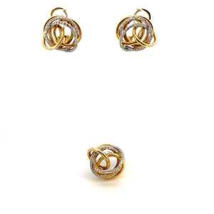 SET DE ARETES Y ANILLO CON DIAMANTES SET DE ARETES Y ANILLO CON DIAMANTES