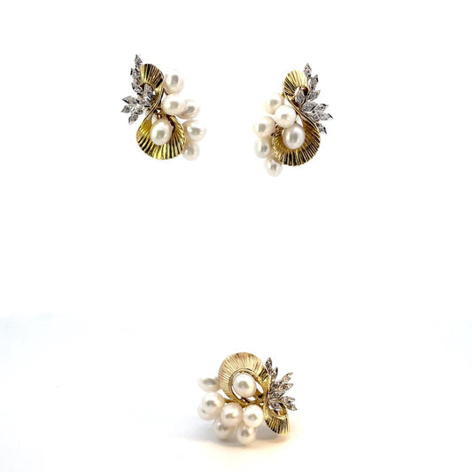 SET DE ANILLO Y ARETES CON PERLAS Y DIAMANTES