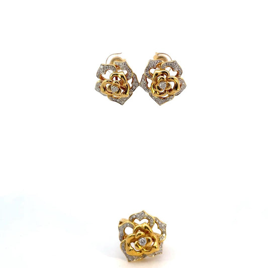 SET DE ARETES Y ANILLO CON DIAMANTES FORMA DE FLOR