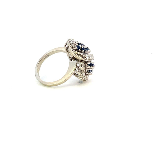 ANILLO CON DIAMANTES Y TOPACIOS