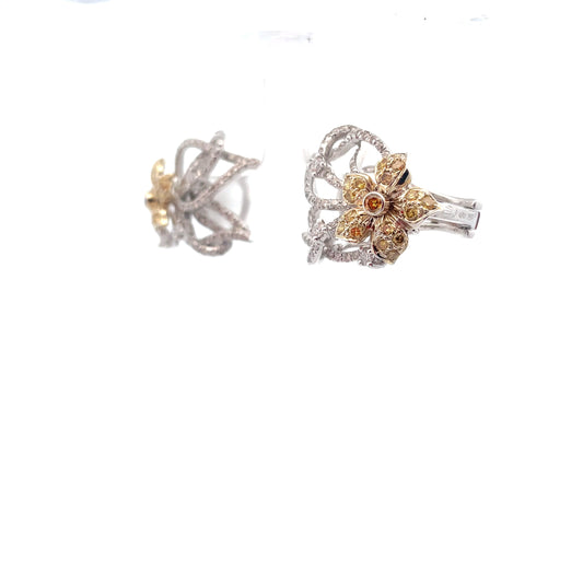 ARETES CON DIAMANTES EN AMARILLOS Y BLANCOS