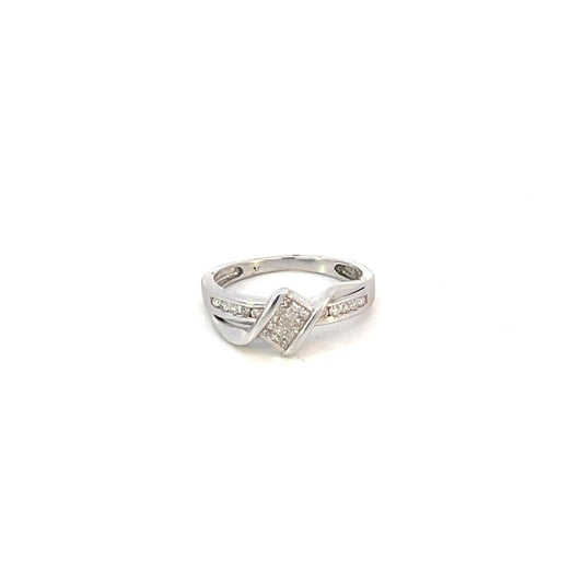 ANILLO EN ORO BLANCO CON DIAMANTES