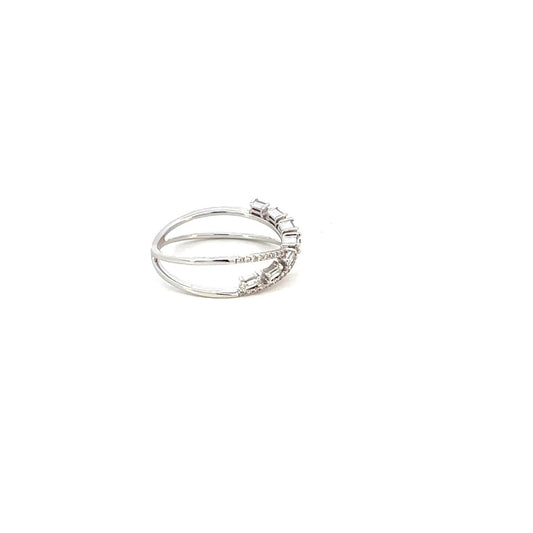 ANILLO EN ORO BLANCO CON DIAMANTES