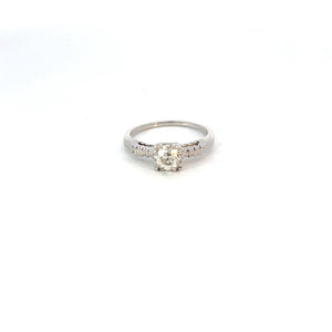 ANILLO EN ORO BLANCO CON DIAMANTE
