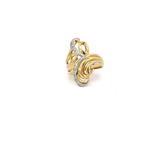 ANILLO EN ORO AMARILLO CON DIAMANTES