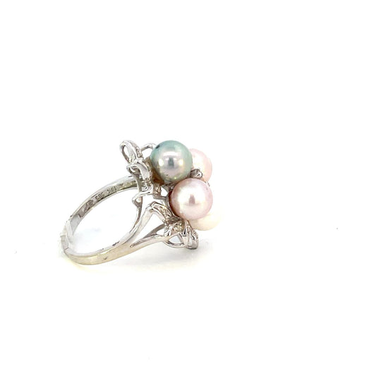 ANILLO CON DIAMANTES Y PERLAS