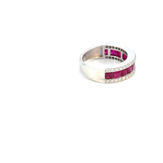 ANILLO EN ORO BLANCO CON DIAMANTES Y RUBIES