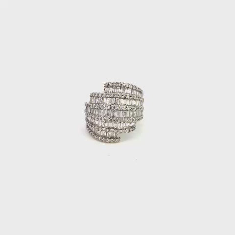 ANILLO CON DIAMANTES