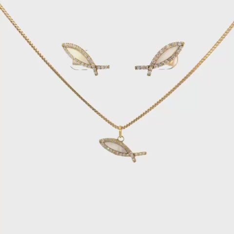 SET DE ARETES Y DIJE CON  BRILLANTES